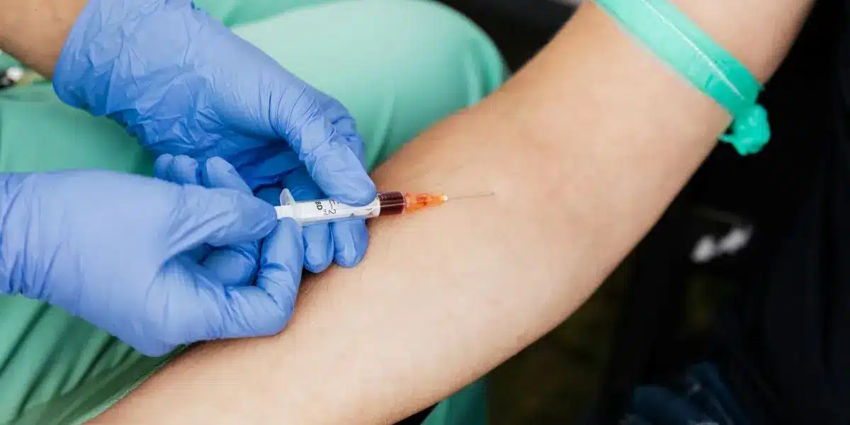 How to Become a Phlebotomist in Texas